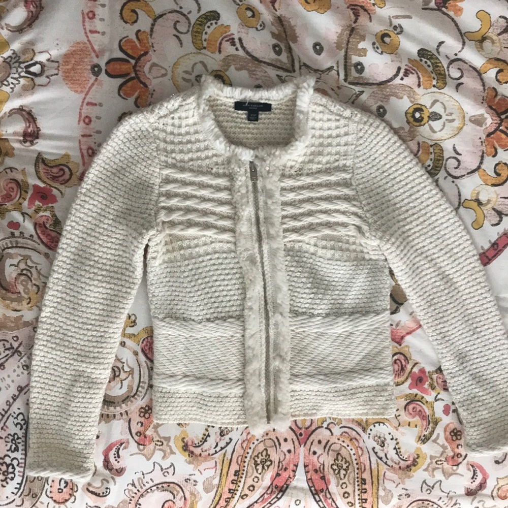 NWOT Ann Taylor Cream Crochet Blazer Jacket Petite